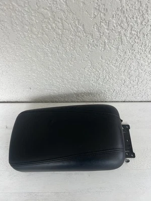 Chrysler 200 2015-2017 reposabrazos Foto 1 de 2