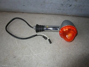 TRIMUPH TRUXTON BONNEVILLE 2000-15 LH CONJUNTO INTERMITENTE. OEM T2702011 LENTE ÁMBAR - Imagen 1 de 6