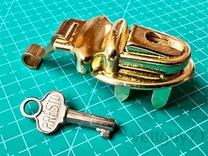 Menge 2 Sets PRESTO Tuck Lock Verschluss Riegel Kits mit Schlüsseln, für Handtasche/Gepäck - Bild 1 von 6