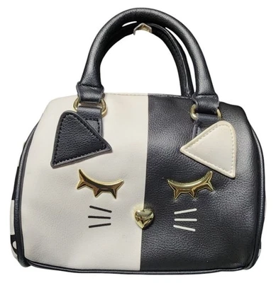 Bolso Mini Barril Gato Luv BETSY JOHNSON Harley Blanco y Negro Foto 1 de 4