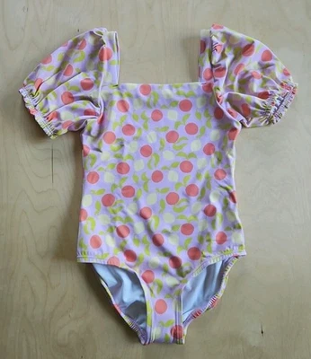 НОВЫЙ С ЯРЛЫКАМИ HANNA ANDERSSON ЗАТЯЖКА РУКАВ O/P КУПАЛЬНИК ЦИТРУСОВЫЙ СОЛНЕЧНЫЙ ЧАЙ РОЗА 130 8 $48 - Изображение 1 из 4