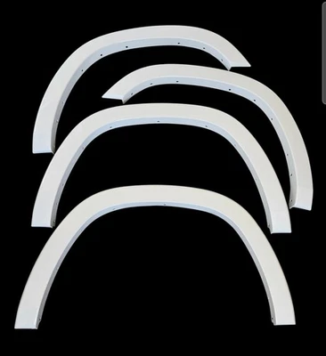 Dodge Ram 1500 Fabricante Original Fabricante Original 2019-2025 Juego de Guardabarros Acampanado Blanco Brillante Foto 1 de 4