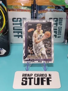 2025-26 Topps Baloncesto Kyle Filipowski #134 Temporada Tip Off Foil  - Imagen 1 de 2