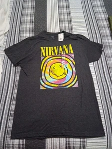 NIRVANA Band mehrfarbiges Peace Zeichen T-Shirt Herren Gr. XL mit Etikett  - Bild 1 von 5