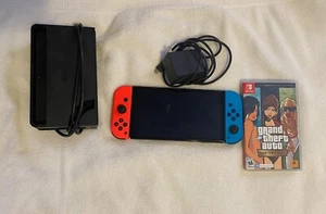 Nintendo Switch with game, barely used - Picture 1 of 3