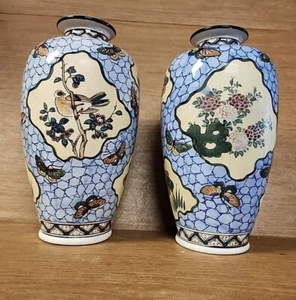 pair antique japanese porcelain vases hand painted 9.25" - Picture 1 of 14