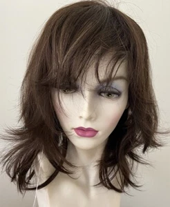 Revlon Embrace Wig, Colour Fudge Ripple 9/14C - Picture 1 of 8