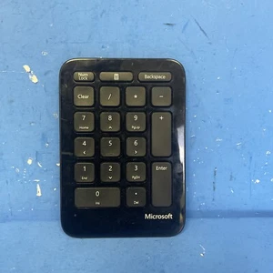 Microsoft Numeric Wireless Bluetooth Numeric Slim Keypad - Picture 1 of 3