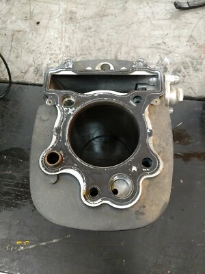 2006 YAMAHA V STAR 650 XVS65V цилиндр 4VR-11310-20-00 RW2937 - Изображение 1 из 4