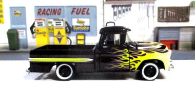 M2 Machines 1959 Chevrolet Apache Fleetline Pickup Truck Novo/Metal Solto - Imagem 1 de 4