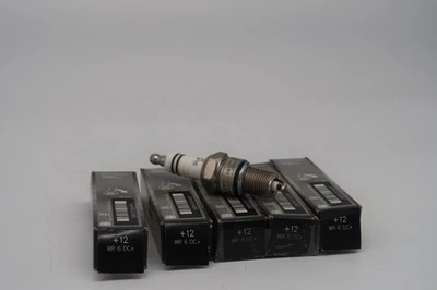 Spark Plugs Set 5x fits FORD CAPRI 68 to 82 Bosch D3PF12405BA 5099950 Quality - Image 1 of 4
