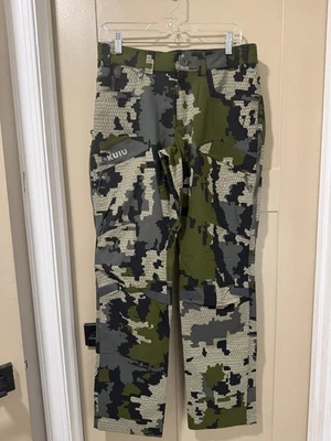 Kuiu Kutana Stretch Woven Hunting Pants Verde Men s 32/32 - Image 1 of 3