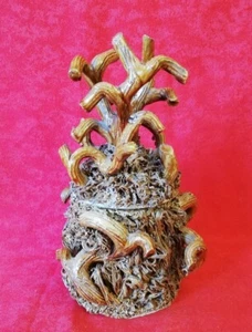 Sandstone Covered Pot - Picture 1 of 13