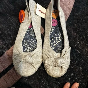 Plantilla acolchada Rocket Dog gris para mujer talla 8,5 detalle de lazo - Imagen 1 de 7