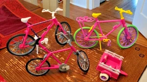 barbie, skipper bambola biciclette, lotto rimorchio - Foto 1 di 4