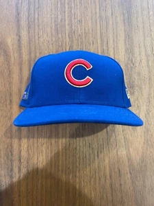 Chicago Cubs New Era 59Fifty 2016 World Series Trophy Fitted Hat Size 7 1/4 - Picture 1 of 8