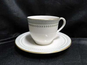 Royal Doulton Berkshire: Green Border & Laurel: Cup & Saucer Set (s), 2 3/4" - Picture 1 of 12