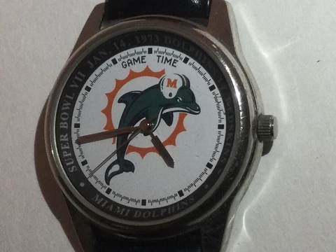 Vintage Leather Strap Miami Dolphins Super Bowl VII Quartz Analog Watch Cover