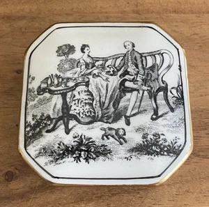 NEU CHELSEA STAFFS Werbeszene im Park SCHMUCKKÄSTCHEN Vintage - Bild 1 von 9