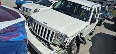 Jeep Liberty 2009 transmisión automática OEM 138 k millas (LKQ ~ 438639579) Foto 1 de 4