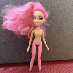 Bratz Kirana Vampire Masquerade Doll Vintage 2001 Back Of Head Rare 2010 On Back - Picture 1 of 10