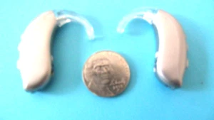 TWO PROGRAMMABLE BEHIND THE EAR DIGITAL HEARING AID PROFOUND LOSS USA - Picture 1 of 5