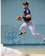 OMAR VIZQUEL  CLEVELAND INDIANS  11 X GOLD GLOVE   ACTION SIGNED 8x10