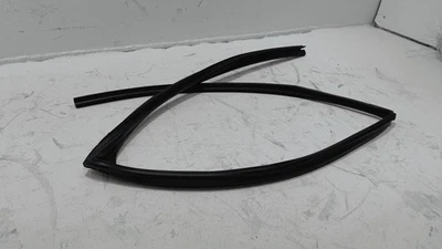 Toyota RAV4 2019-2025 ventana lateral del pasajero trasero vidrio canal de funcionamiento sello OEM Foto 1 de 4