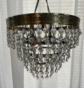 Vintage Chandelier Light Prisms 3 Tier Wedding Cake Art Deco Hollywood Regency - Picture 1 of 22