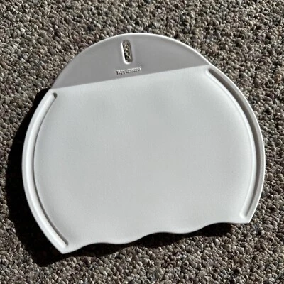 Tabla de cortar Tupperware IMPRESSIONS Over The Bowl blanca resistente #3174 de colección nos Foto 1 de 4