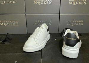 alexander mcqueen parallele