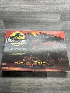 VINTAGE Jurassic Park Game COMPLETE Milton Bradley 1992 Large Board Dinosaurs - Picture 1 of 4