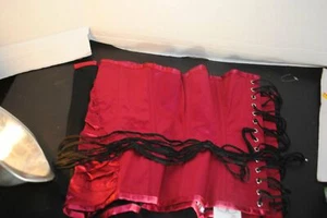 Hips and Curves Red Lace up Bustier XL with Metal Clasps - Picture 1 of 4