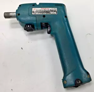 Makita Cordless Drill Model 6012HD 9.6V 1100/400 RPM #4 - Picture 1 of 7