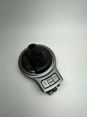 2013-2016 SUBARU BRZ FR-S Perilla de cambio automática Bota de ajuste Cosida roja OEM Foto 1 de 4