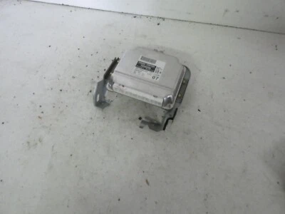 Centralina motore Toyota Yaris P1 anno 2002 1,3 l 64 KW 89661-0D070 - Immagine 1 di 4