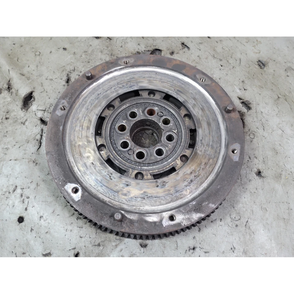 BMW M42 M44 1991-1999 4 cilindros 1,9 L 5 velocidades manual doble masa volante de inercia de fábrica OEM Foto 1 de 4