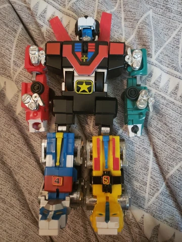 1984 LJN Voltron motorized Lion Force-all 5 robots And Sword Cover