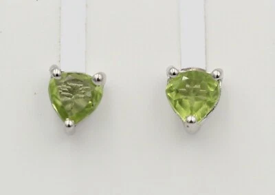 0,9 Carati Peridoto Cuore Orecchini 925 Argento Herzohrstecker Maigrüner Pietra - Immagine 1 di 4