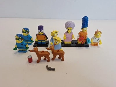 Simpson Lego Minifigures Lot Of 10 Characters With A Few Accessories  - Image 1 of 4
