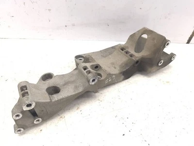 Volkswagen New Beetle 2009 1.6 Gerador suporte alternador 06A903143P gasolina  - Imagem 1 de 4