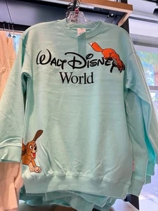2025 Walt Disney World Fox & The Hound Tod & Copper Pullover Sweatshirt Adult M - Picture 1 of 2