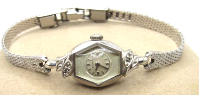 Vintage Bulova Diamond 10K Gold Rolled Manual Womens Watch Solid Bracelet 6.5" - Image 1 of 4