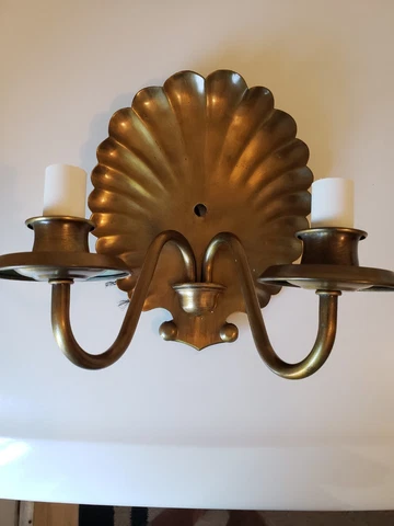 Vintage Georgian art sconce shell light fixture Cover