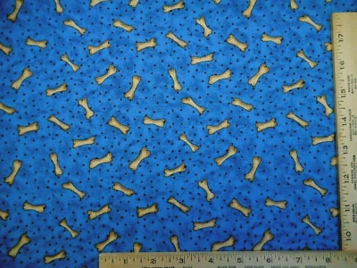 Tela de edredón por yarda marrón tostado huesos de perro puntos negros sobre algodón azul de colección Foto 1 de 2