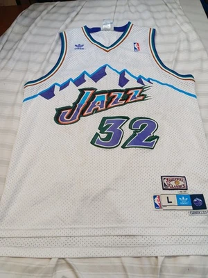 Vintage Adidas Utah Jazz Karl Malone #32 Size Large Stitched White Jersey  - Image 1 of 4