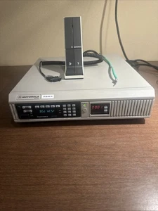 Motorola L20KSS9PW1AN XTL5000 VHF 136 - 174 MHz P25 Astro Consola Base Estación - Imagen 1 de 11