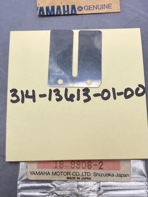 Nova válvula de palheta genuína Yamaha 314-13613-01-00 - Imagem 1 de 2