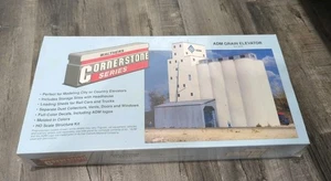 Walthers Cornerstone Series ADM Grain Elevator HO Scale Structure Kit 933-3022 - Picture 1 of 2