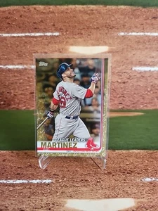 2019 Topps League Leaders Gold Parallel #0815/2019 - JD Martinez #23 - Red Sox - Picture 1 of 4